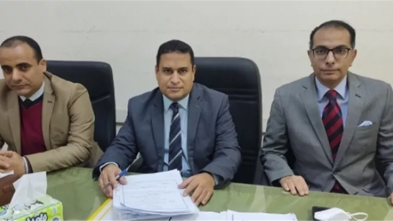 قاتل والدته وشقيقته بالمنيا .. رأيت ثعابين تزحف داخل غرفة نومى