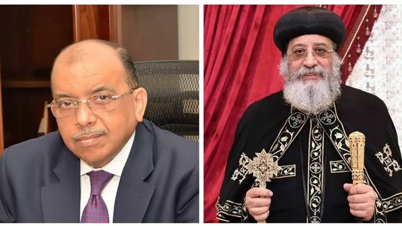 وزير التنمية المحلية يهنى البابا تواضروس الثاني بمناسبة العام الميلادي الجديد