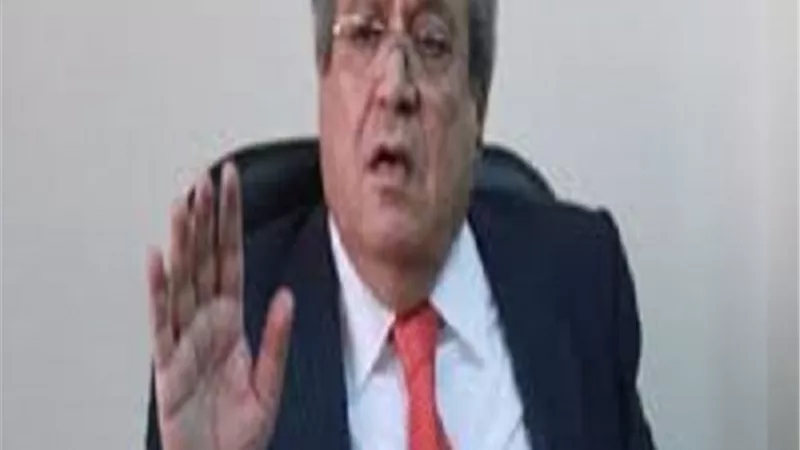 الفنان ياسر صادق ينعي وزير الثقافة الأسبق د. جابر عصفور