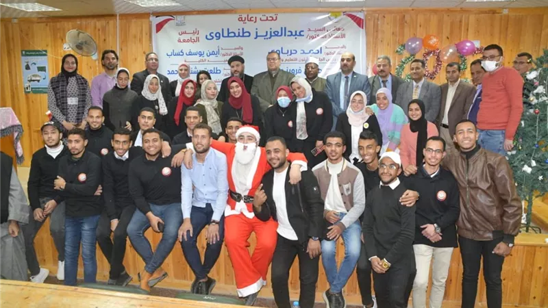 الأوقاف والكنيسة يشاركان جامعة الوادى الجديد احتفالها باعياد الميلاد المجيدة
