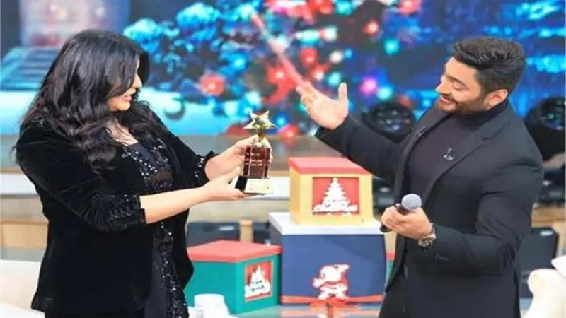 تامر حسنى فى لقاء استثنائى مع منى الشاذلى بعد قليل.. صور
