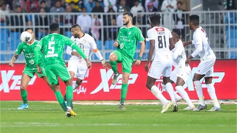 الاهلى السعودى امام