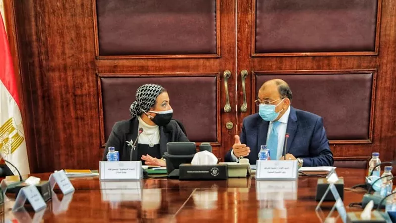وزيرا التنمية المحلية والبيئة يناقشان آخر مستجدات منظومة المخلفات الصلبة والتعاون المشترك