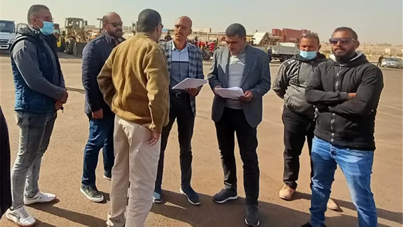 رئيس جهاز العبور: شركة نظافة جديدة لتطوير المنظومة بالمدينة.. بالصور