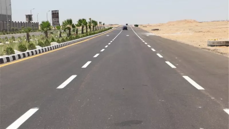سالمان يكشف عن أهم مشروعات الطرق الجديدة فى مدينة السادات.. بالصور