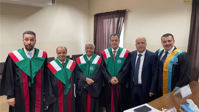 نائب رئيس جامعة أسيوط يشارك فى مناقشة رسالتى ماجستير بالأردن