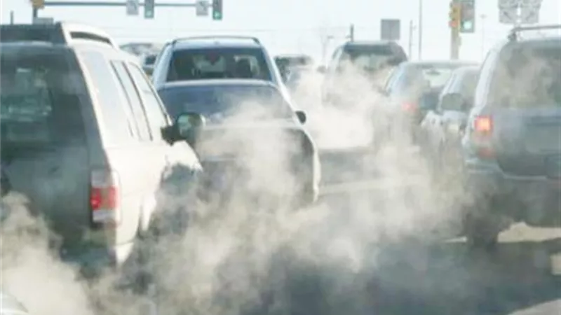 البيئة : تكثيف حملات فحص عوادم المركبات للتقليل من الإنبعاثات الملوثة للهواء