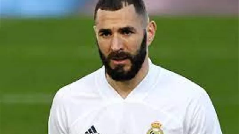 مدرب ريال مدريد يحمل بنزيما خسارة الملكى أمام خيتافى