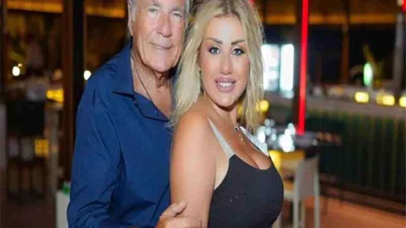 فاتن موسي تهاجم مصطفى فهمى: 