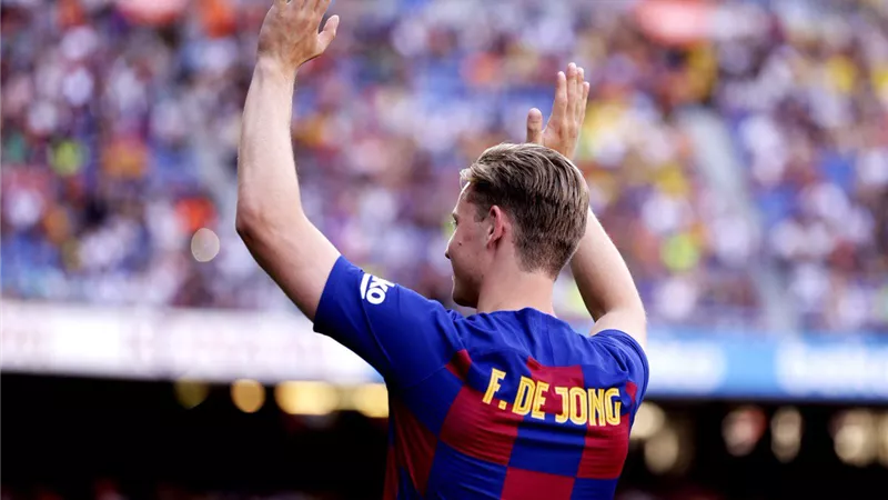 رأسية دي بونج تمنج برشلونة الفوز أمام ريال مايوركا فى الدورى الأسبانى