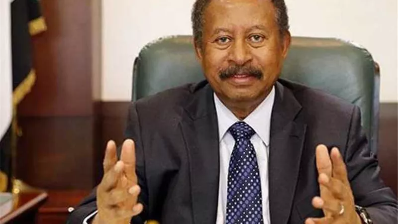 أول تصريحات لرئيس الوزراء السوداني بعد تقديم استقالته من منصبه