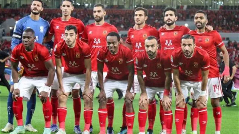 الاهلى يرسل قائمة لاعبيه المشاركين بكأس العالم للأندية للفيفا اليوم