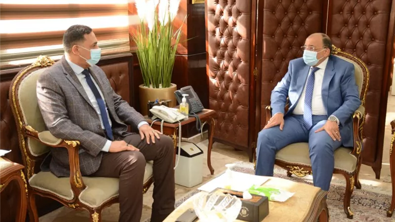 وزير التنمية المحلية يتابع مع محافظ الدقهلية معدلات تنفيذ مشروعات 