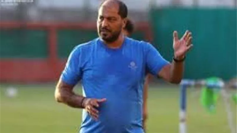 الفراغ الادارى فى المصرى يربك حسابات فريق الكرة