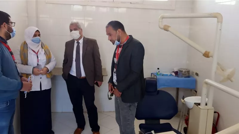 إحالة المدير والعاملون بوحدة جلالة الصحية في مطروح للتحقيق..صور