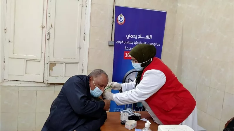 تطعيم ١٧ ألف شرقاوى بالجرعة الثالثة من لقاح كورونا