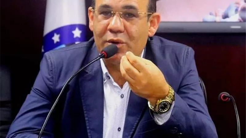 النائب أحمد خشانة عن قانون العمل الجديد: يعطى للعامل حقوقه كاملة