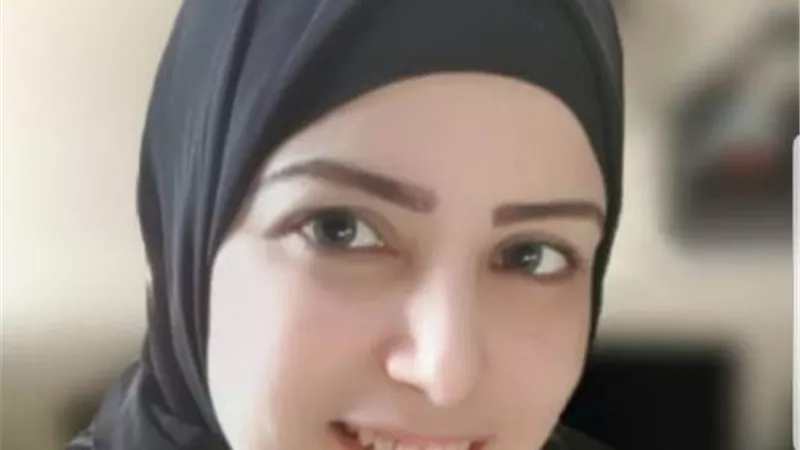 الأمومة .. بين نعمة الأبناء وشقاء الانفصال عن الآباء