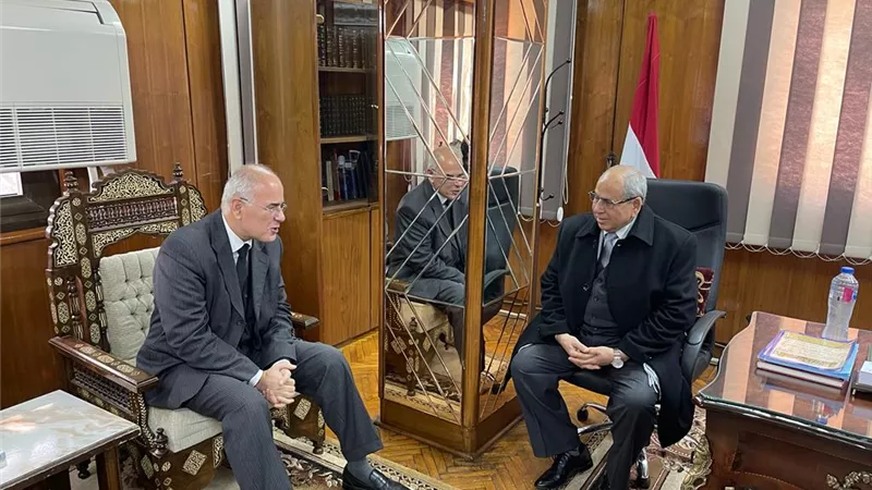 مساعد وزير العدل يفتتح مركز التقنية بعد تطويرة بمحكمة الاسماعيلية