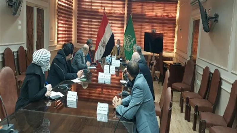 محافظ القليوبية يلتقي رئيس مجلس إدارة وأعضاء نادي بنها للاستماع إلى طلباتهم