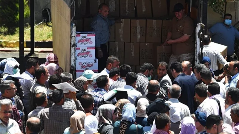 مركز المصالحة الروسي يوزع مساعدات إنسانية في ريف دمشق