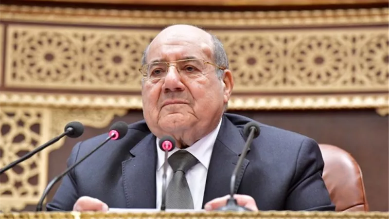الشيوخ يقرر إعفاء العمال من رسوم التقاضى فى المنازعات العمالية