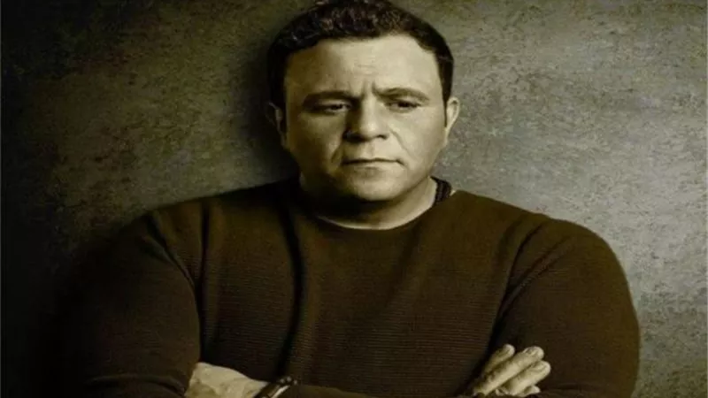 بكلمات مؤثرة.. محمد فؤاد ينعى رحيل احمد الحجار