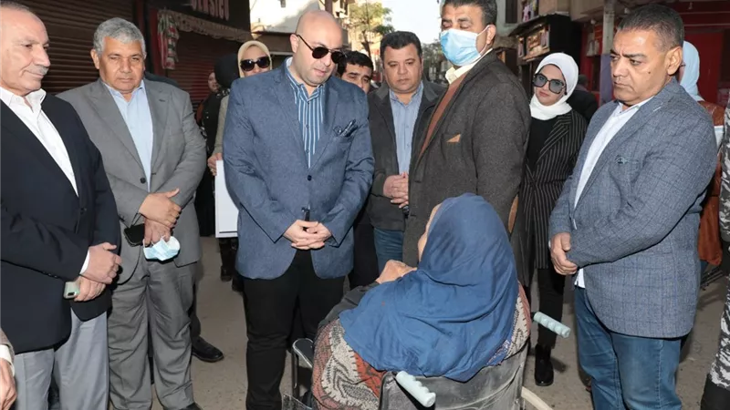 جولة للمحافظ فى أقدم أحياء مدينة بني سويف