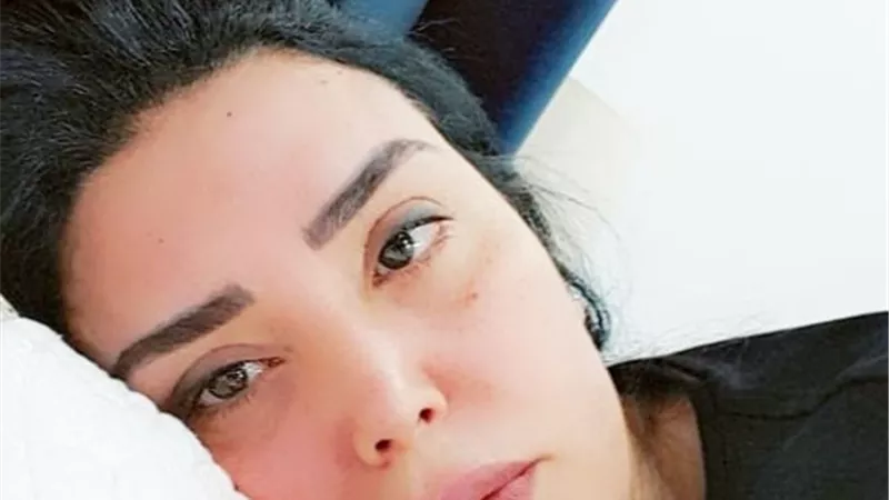 كحة وضربات قلب.. عبير صبري تعانى من آلام فيروس كورونا