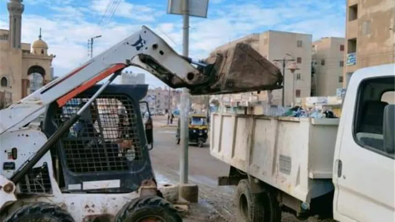 استمرار حملات رفع المخلفات وتطهير شوارع مدينة برج البرلس