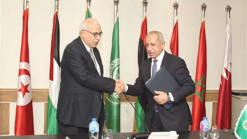 (أ ش أ) والأكاديمية العربية للعلوم والتكنولوجيا يوقعان بروتوكول تعاون فى مجال التدريب