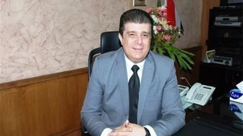 حسين زين يهنئ الأخوة الأقباط بمناسبة عيد القيامة المجيد