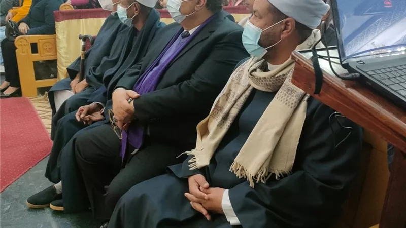 رئيس مدينة سفاجا يهنئ الاخوة الأقباط بأعياد الميلاد