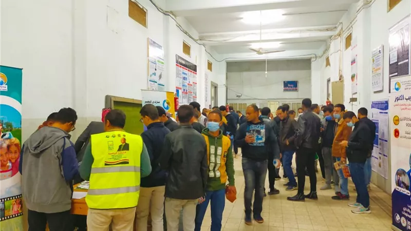 ورشة العمل للطاقة المتجددة والمياه بقنا (استخدام الايثانول لتوليد للطاقة النظيفة)