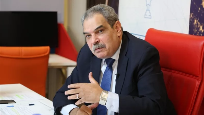 وزير البيئة الأسبق: التغيرات المناخية تؤثر على خطط التنمية المستدامة