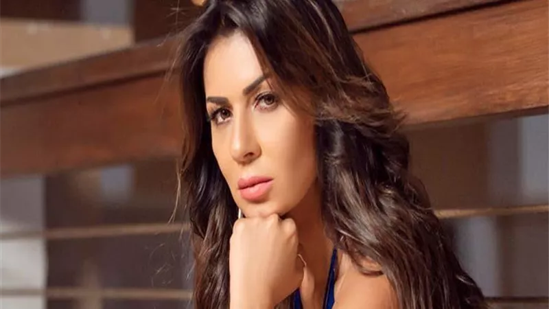 أول تعليق من نجلاء بدر بعد اصابتها بمتحور أوميكرون.. فيديو