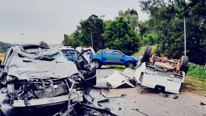 إيران.. مصرع وإصابة العشرات في حادث سير مروع بجنوب البلاد