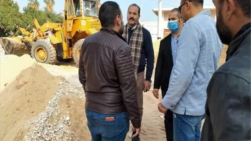محافظ أسيوط يوجه بالمتابعة المستمرة للمشروعات بالقرى لتوفير حياة كريمة للمواطنين