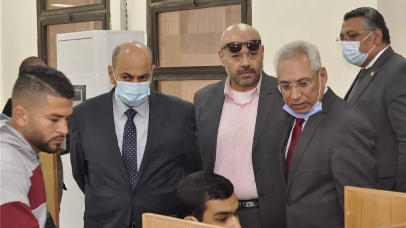 رئيس جامعة المنيا : لاول مرة بدء الامتحانات الالكترونية بصيدلة المنيا