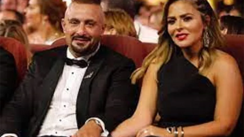مها الصغير تداعب 