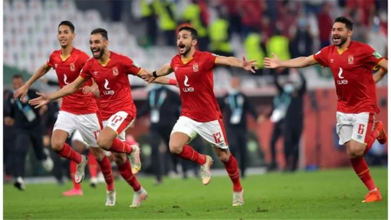 اعلامى شهير يكشف غياب نجم الاهلى عن مباريات كأس العالم للأندية