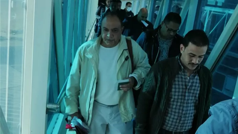 مصر للطيران تنظم رحلة خاصة لنقل مشجعي المنتخب الوطني الي الكاميرون