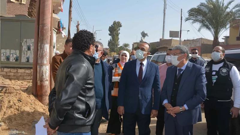 محافظ المنيا : تنفيذ 457 مشروعا لحياة كريمة فى قرى ابوقرقاص