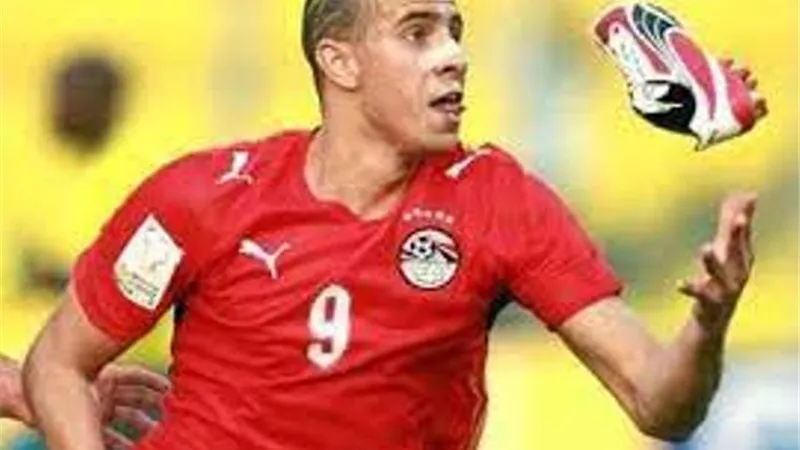 ذكريات أمم افريقيا .. حذاء زيدان يثير الجدل فى نسخة 2008