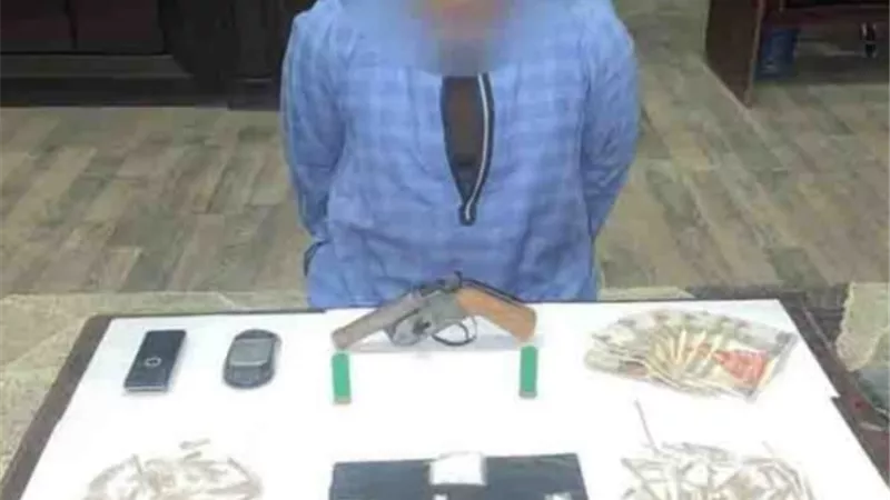 ضبط شخص بأسيوط بكمية من المخدرات وسلاح ناري