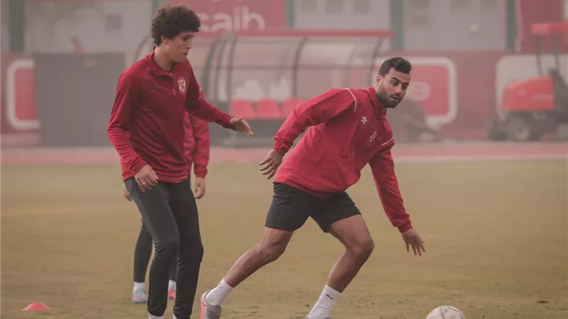 شوبير يكشف حقيقة رحيل حسام حسن ومفاوضات الأهلى لضم بن شرقي