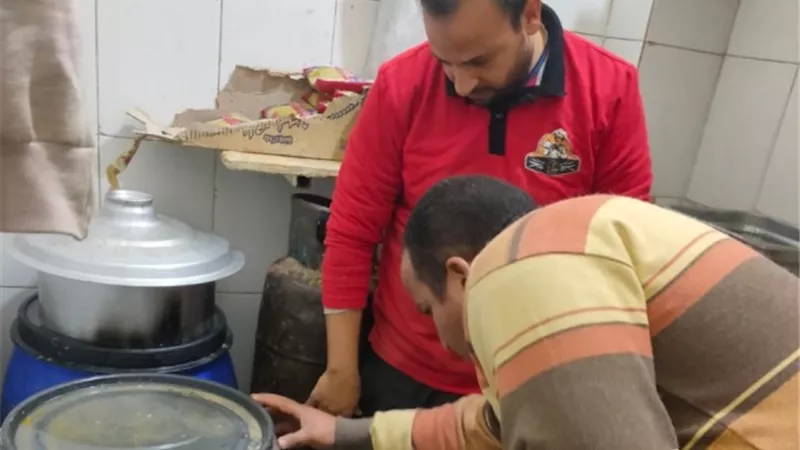 غلق 5 منشآت غذائية داخل محافظة الشرقية.. تعرف على السبب بالصور