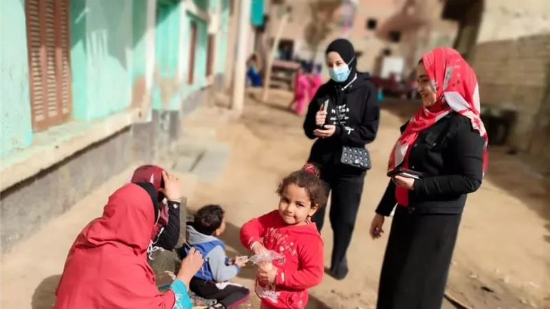 لقاءات لأهالى قرى حياه كريمه ببنى سويف لترشيد المياه