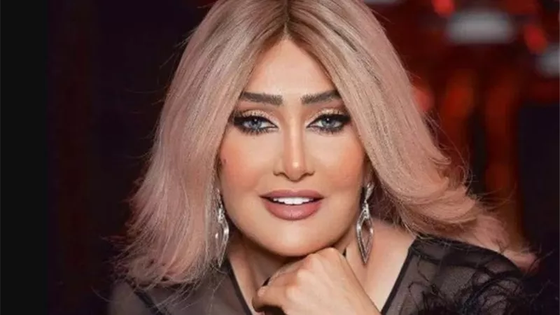 اسود فى ذهبى..غادة عبد الرازق تخطف الانظار باطلالة انيقة .. صور
