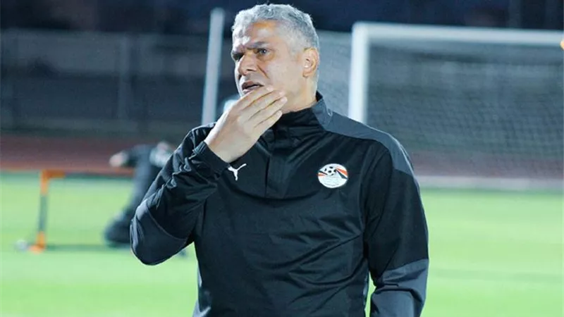 مدرب المنتخب يعتذر للجماهير.. ويتوعد اللاعبين المقصرين